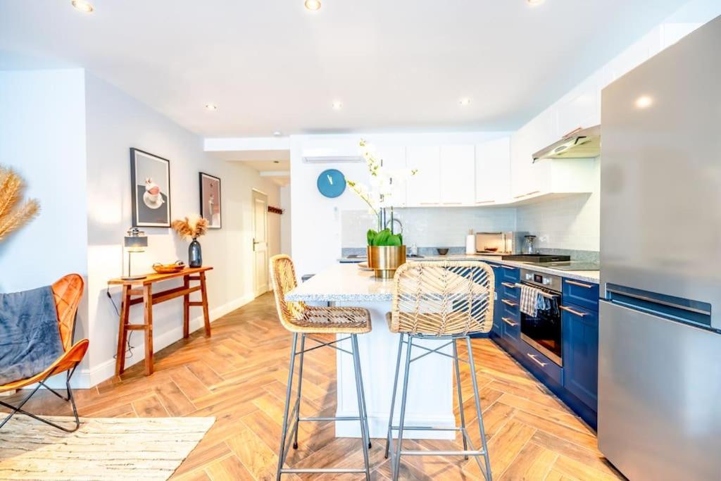 Superbe Appartement Neuf, Climatise Centre Village Le Plan-de-la-Tour Екстериор снимка